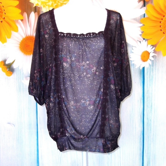 eyelash couture Tops - Eyelash Sheer Purple Floral Lace Top Size XL